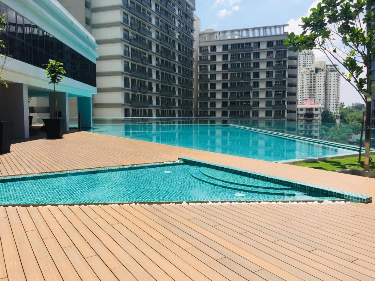 Klgateway Premium Residence Mid Valley Kuala Lumpur Exterior photo